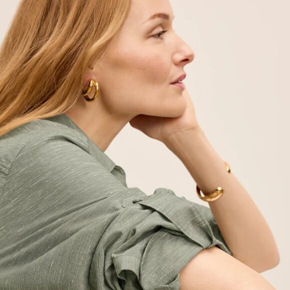 MM LaFleur The Liza Bangle in Gold - Picture 3 of 6